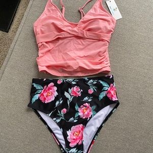 Twist front flower tankini set